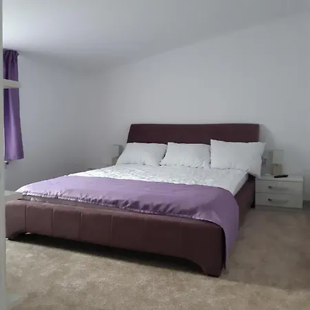 Apartament Magnolia Nearby City Center With Parking Hermannstadt Exterior foto