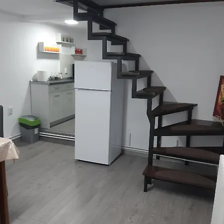 Apartament Magnolia Nearby City Center With Parking Hermannstadt Exterior foto