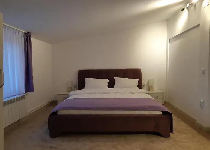 Apartament Magnolia Nearby City Center With Parking