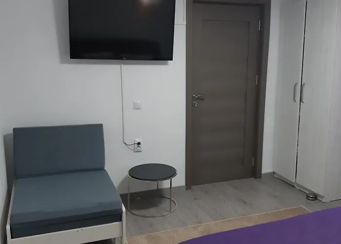 Apartament Magnolia Nearby City Center With Parking
