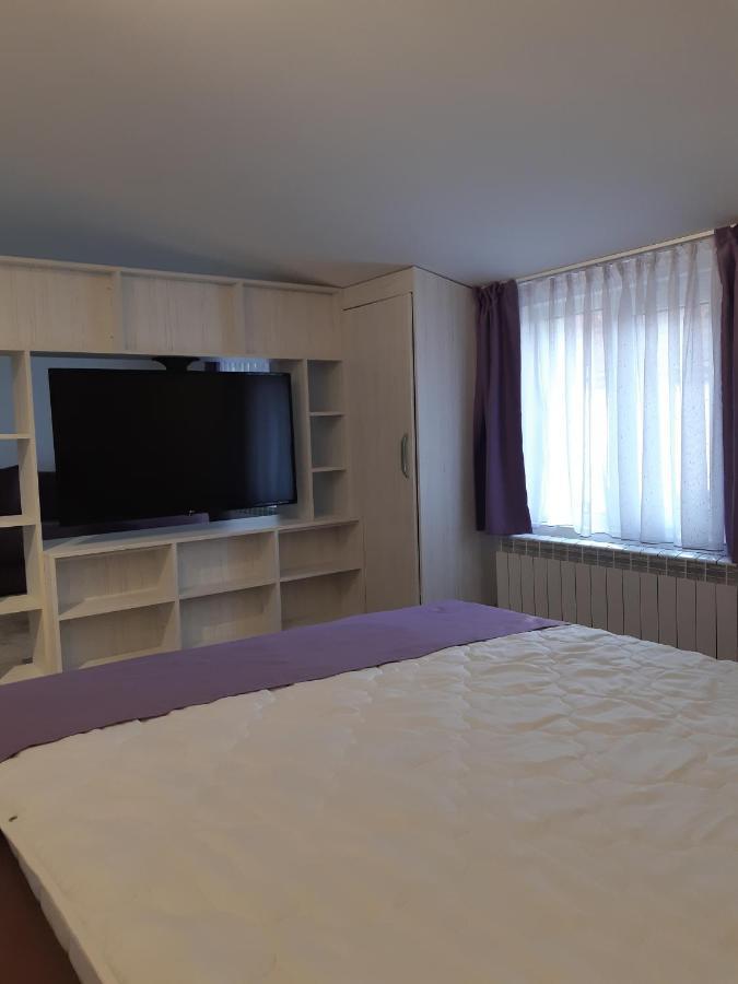 Magnolia Nearby Center With Parking Apartamento